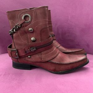 Penny Loves Kenny Ankle Boots